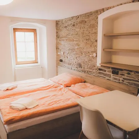 Aparthotel Jurica 88 *